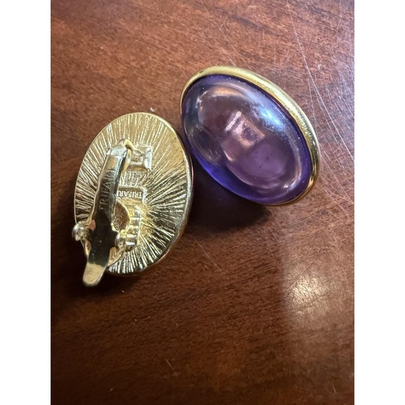 TRIFARI‎ PURPLE LUCITE CLIP EARRINGS Vintage - Picture 3 of 6
